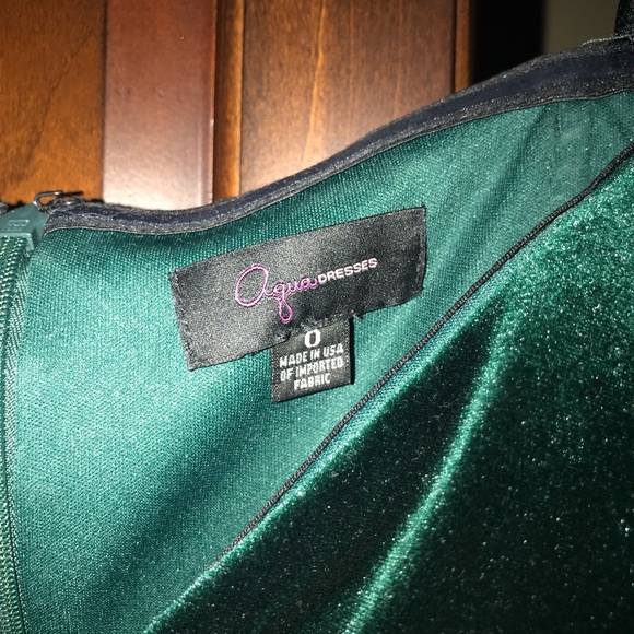 Velvet Off-The-Shoulder Dress - Picture 4 of 4